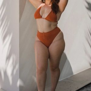 Toluca - Cora Midi+ & Antheia Clay